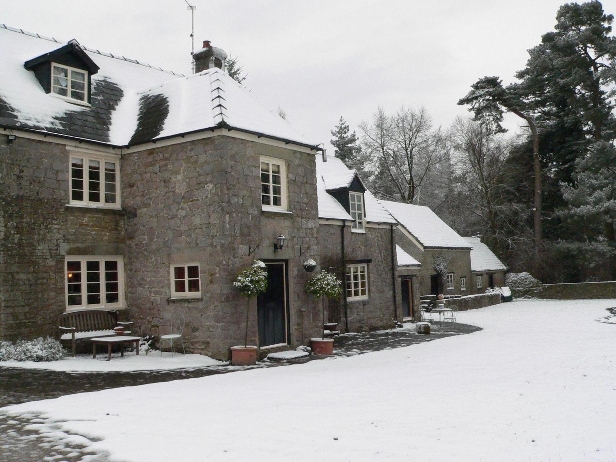 Danby Lodge Lydney Exterior foto