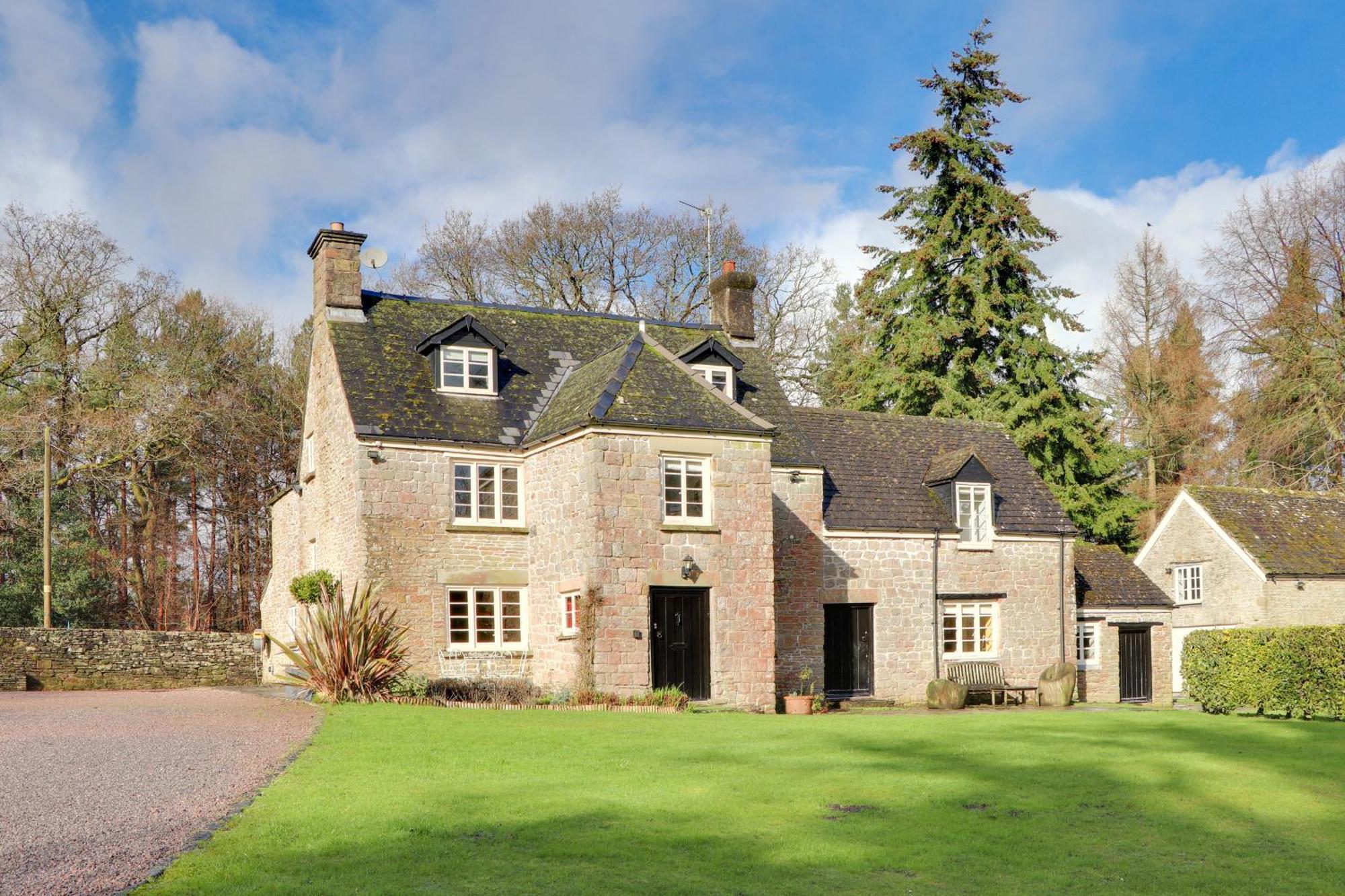 Danby Lodge Lydney Exterior foto